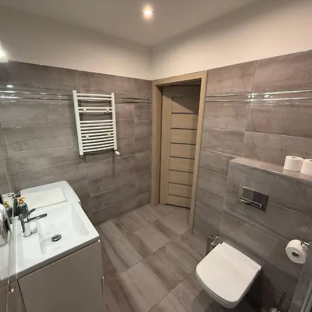 Yacht - Zeglarska Giżycko